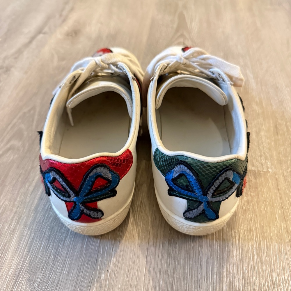 Gucci White Floral Embroidered Women's Sneakers sz 34 - Picture 3 of 5